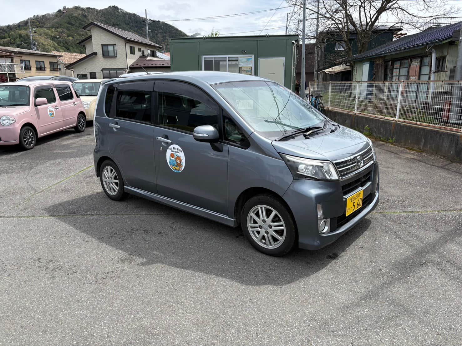 DAIHATSU / Move (el color del vehículo puede variar)